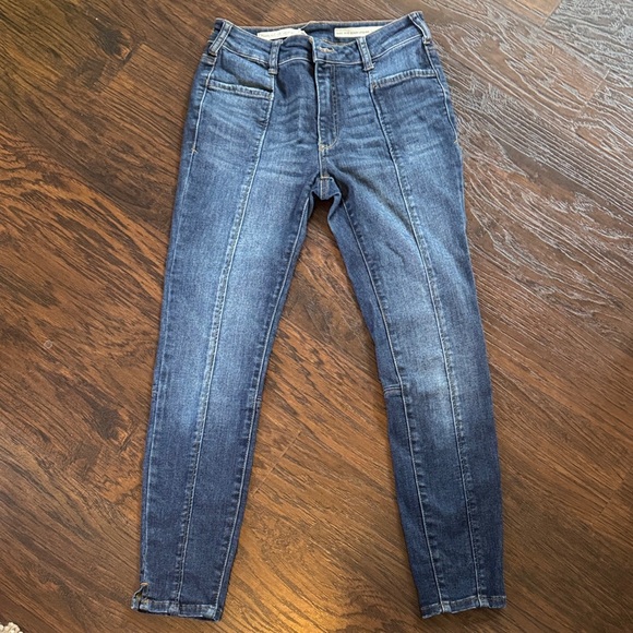 Pilcro and the Letterpress by Anthropologie Mid-Rise Slim Jeans in Indigo Wash - Picture 2 of 8